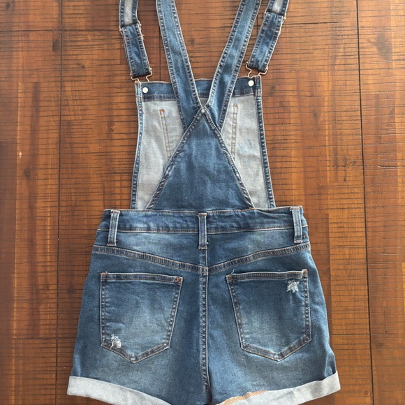 Overall Shorts - Picture 2 of 4